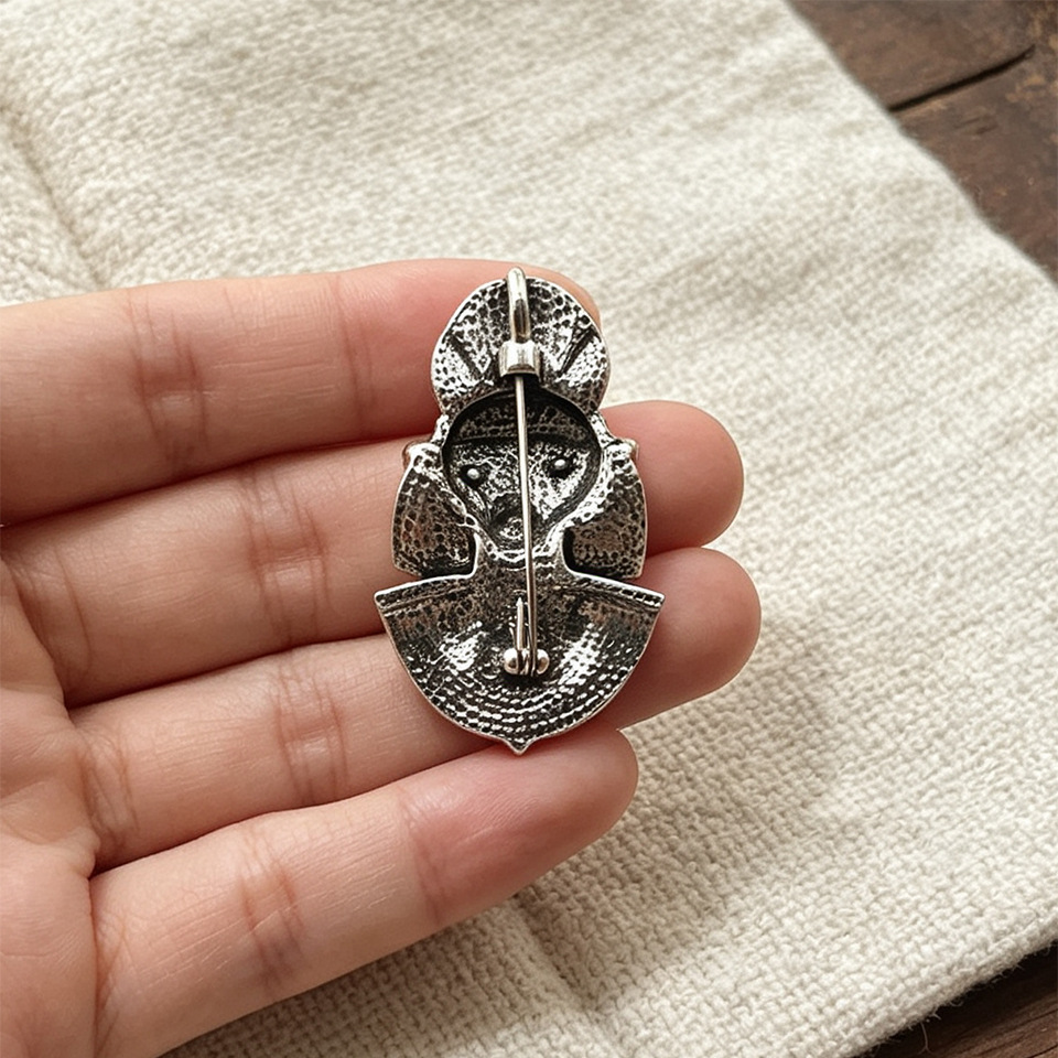 Średniowieczna broszka/broszka – Cosplay Prop recenzja i cena